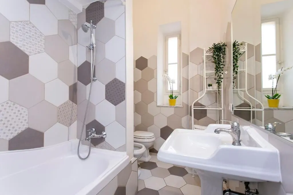 Borgo Plauto Oasi Di Eleganza Vicino Al Vaticano Rome Apartment